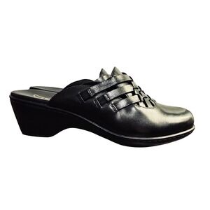 Clarks Black Leather Goth Preppy Academia Block Heel Mule Comfort 9W Wide NWOT